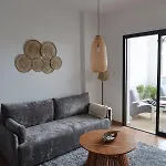 Casa Liva Apartment, Pool & Location 아파트 *