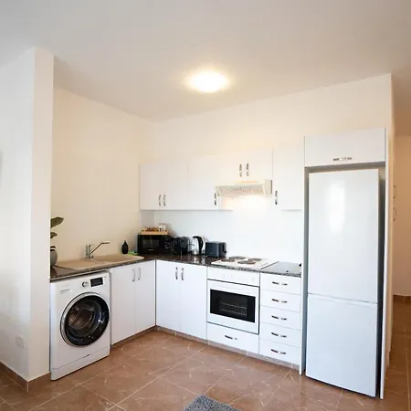 And Nest Casa Liva Apartments, Pool & Location Appartamento *