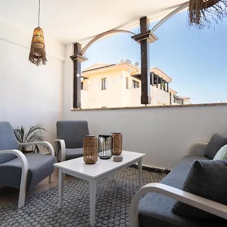 Casa Liva Apartment, Pool & Location Apartman *