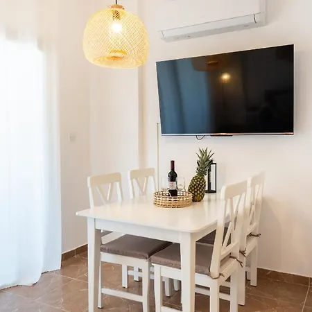 Casa Liva Apartment, Pool & Location Apartman Paphos