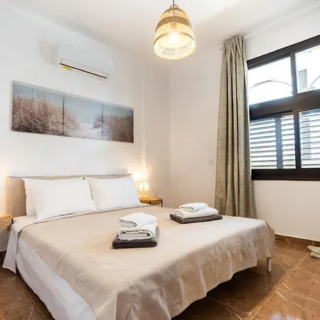 Casa Liva Apartment, Pool & Location Apartman Paphos