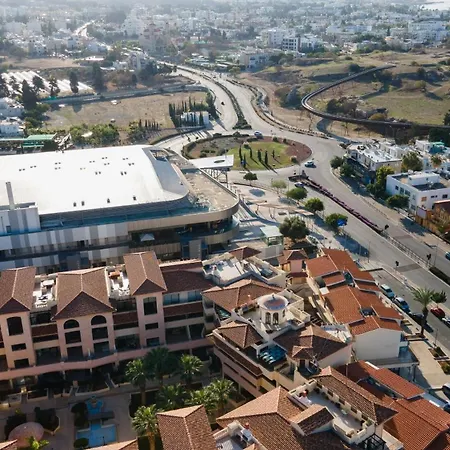 Casa Liva Apartment, Pool & Location * Paphos