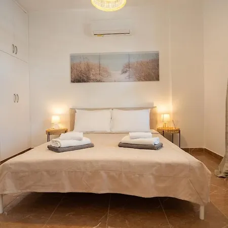 And Nest Casa Liva Apartments, Pool & Location *