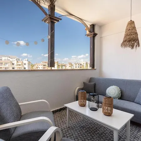 Appartement And Nest Casa Liva Apartments, Pool & Location